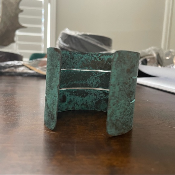 Turquoise OS cuff bracelet - Picture 2 of 2